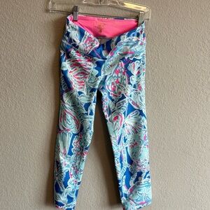 Lilly Pulitzer luxletic cropped leggings yoga blue and pink size XS floral 22”